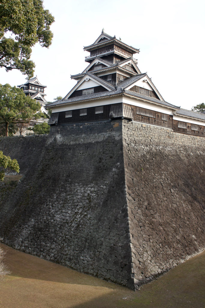 宇土櫓、建物下の石垣