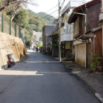 明治新道(本河内1丁目)をダムへ向かう