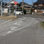 34号線を横切り、振り返って、いま来た道をみる