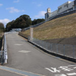 長崎街道と、みさかえの園あゆみの家(久原2丁目)