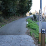 長崎街道と道標(玖島2丁目)