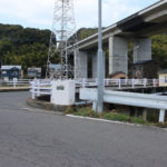 白鳥橋と長崎街道の道標(陰平町)