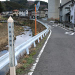 鈴田川と街道(大里町-陰平町)