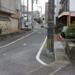 とくに目印のない街道(矢上町)