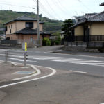 街道を国道34号線が横切る(東彼杵町里郷2194-1)