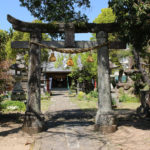 彼杵神社の二の鳥居と拝殿(東彼杵町蔵本郷1880-1)