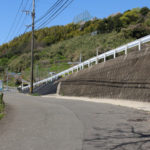 街道を振り返る(千綿宿郷：牛頭踏切付近)