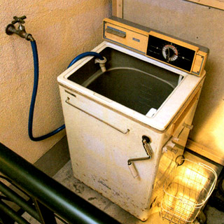 昭和の家庭用洗濯機(松戸市立博物館)