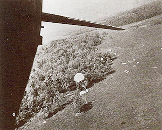 インパール作戦の直前ビルマに進攻したウィンゲート空挺部隊への空中補給